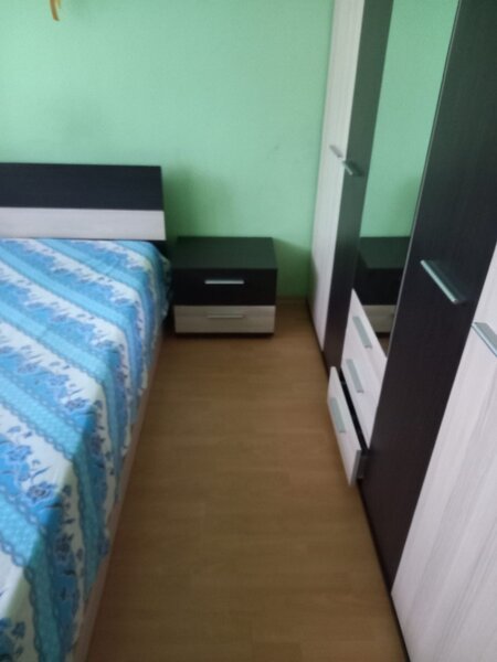 Disponibil  imediat ,proprietara o camera  din 3 zona Pantelimon Spital