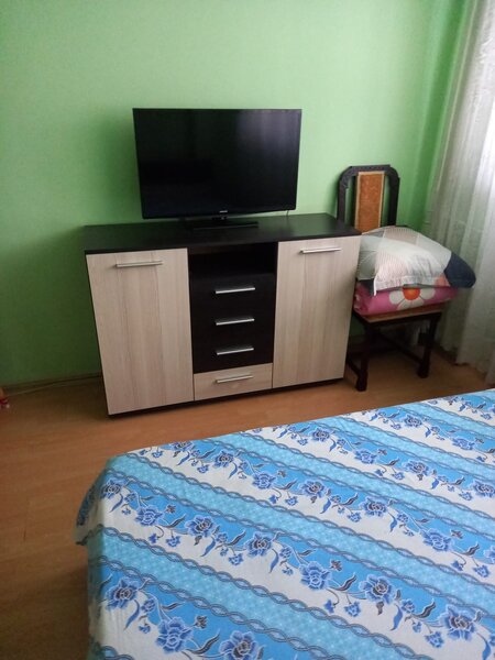 Disponibil  imediat ,proprietara o camera  din 3 zona Pantelimon Spital